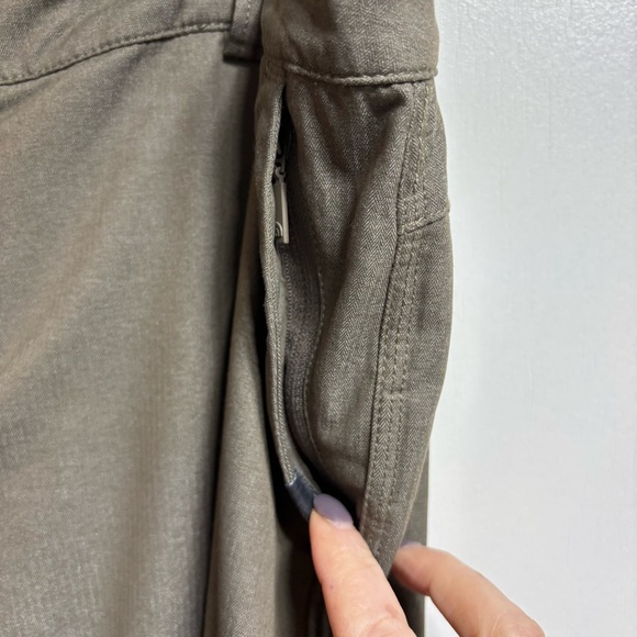 The North Face Ruched‎ Aphrodite outdoor Hike, Olive Size 12 - Picture 10 of 13